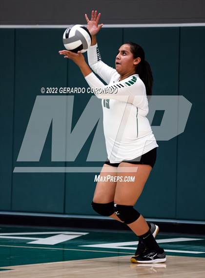 Thumbnail 2 in Central Catholic @ Manteca photogallery.