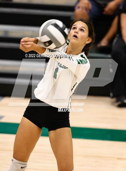 Thumbnail 3 in Central Catholic @ Manteca photogallery.