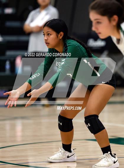Thumbnail 2 in Central Catholic @ Manteca photogallery.