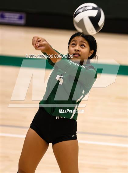 Thumbnail 2 in Central Catholic @ Manteca photogallery.