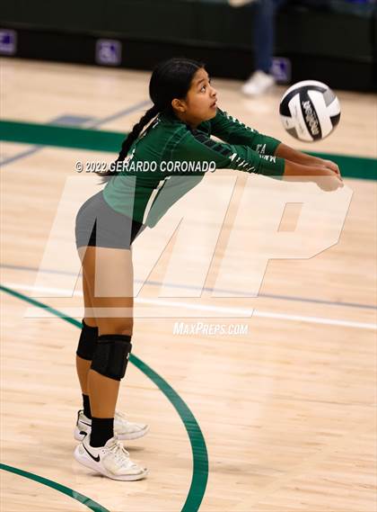 Thumbnail 2 in Central Catholic @ Manteca photogallery.