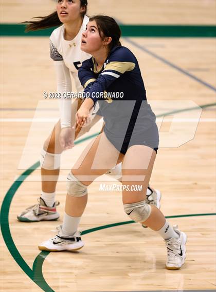 Thumbnail 2 in Central Catholic @ Manteca photogallery.