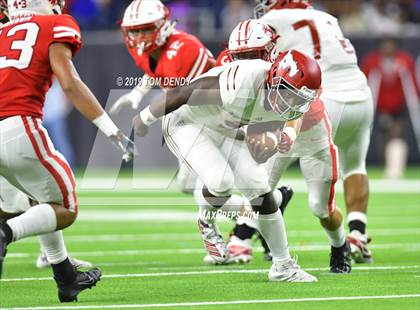 Thumbnail 1 in North Shore vs. Katy (UIL 6A Regional Playoff) photogallery.