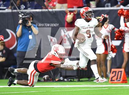 Thumbnail 1 in North Shore vs. Katy (UIL 6A Regional Playoff) photogallery.
