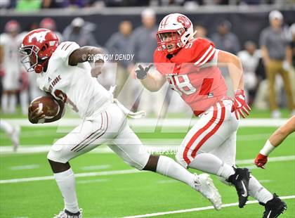 Thumbnail 3 in North Shore vs. Katy (UIL 6A Regional Playoff) photogallery.