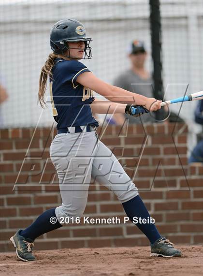 Thumbnail 1 in Covington vs St. Amant (SCC Jamboree) photogallery.