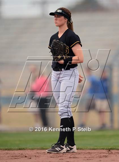 Thumbnail 2 in Covington vs St. Amant (SCC Jamboree) photogallery.