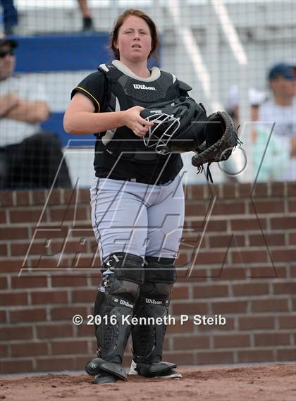 Thumbnail 2 in Covington vs St. Amant (SCC Jamboree) photogallery.
