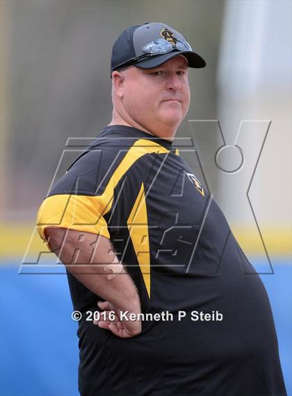 Thumbnail 3 in Covington vs St. Amant (SCC Jamboree) photogallery.
