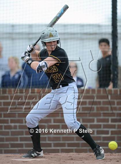 Thumbnail 2 in Covington vs St. Amant (SCC Jamboree) photogallery.