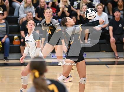 Thumbnail 3 in Flintridge Prep vs. Foothill (CIF-SS D3 Semi-Final) photogallery.