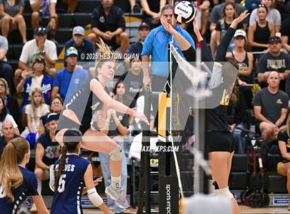 Thumbnail 2 in Flintridge Prep vs. Foothill (CIF-SS D3 Semi-Final) photogallery.