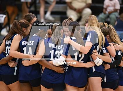 Thumbnail 2 in Flintridge Prep vs. Foothill (CIF-SS D3 Semi-Final) photogallery.