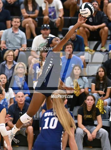Thumbnail 2 in Flintridge Prep vs. Foothill (CIF-SS D3 Semi-Final) photogallery.