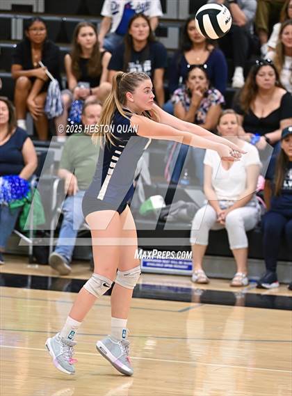 Thumbnail 1 in Flintridge Prep vs. Foothill (CIF-SS D3 Semi-Final) photogallery.