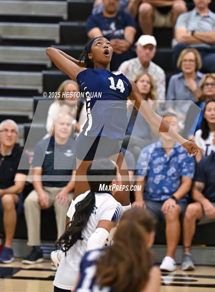 Thumbnail 2 in Flintridge Prep vs. Foothill (CIF-SS D3 Semi-Final) photogallery.
