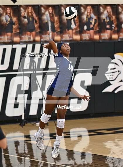 Thumbnail 1 in Flintridge Prep vs. Foothill (CIF-SS D3 Semi-Final) photogallery.