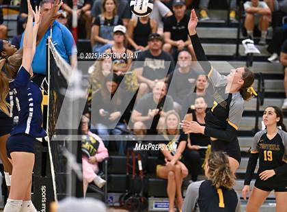 Thumbnail 2 in Flintridge Prep vs. Foothill (CIF-SS D3 Semi-Final) photogallery.