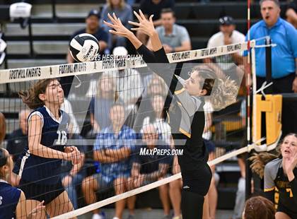 Thumbnail 2 in Flintridge Prep vs. Foothill (CIF-SS D3 Semi-Final) photogallery.