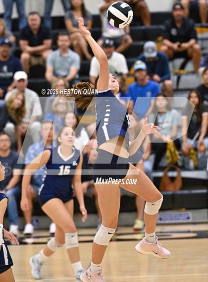 Thumbnail 3 in Flintridge Prep vs. Foothill (CIF-SS D3 Semi-Final) photogallery.