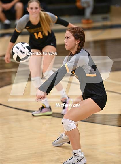 Thumbnail 1 in Flintridge Prep vs. Foothill (CIF-SS D3 Semi-Final) photogallery.