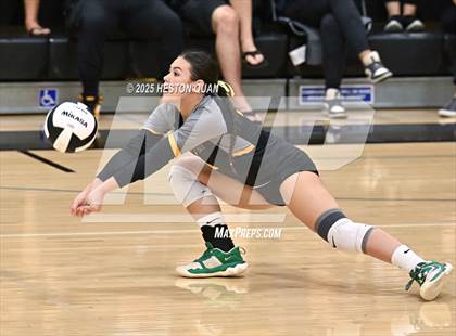 Thumbnail 3 in Flintridge Prep vs. Foothill (CIF-SS D3 Semi-Final) photogallery.