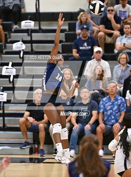 Thumbnail 2 in Flintridge Prep vs. Foothill (CIF-SS D3 Semi-Final) photogallery.