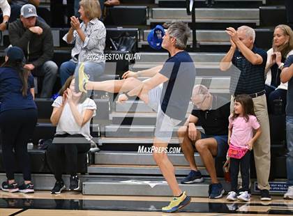 Thumbnail 3 in Flintridge Prep vs. Foothill (CIF-SS D3 Semi-Final) photogallery.