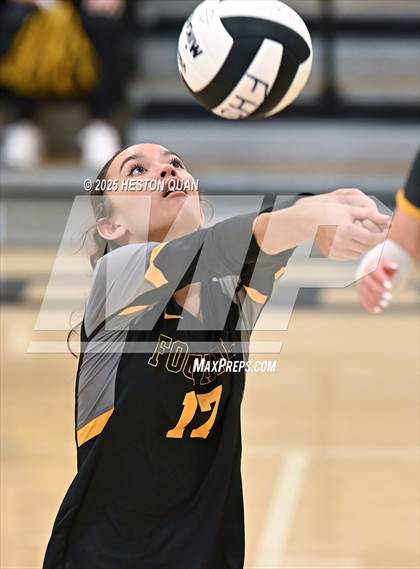 Thumbnail 3 in Flintridge Prep vs. Foothill (CIF-SS D3 Semi-Final) photogallery.