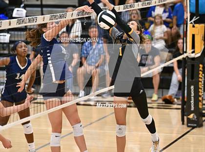Thumbnail 2 in Flintridge Prep vs. Foothill (CIF-SS D3 Semi-Final) photogallery.