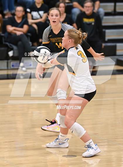 Thumbnail 1 in Flintridge Prep vs. Foothill (CIF-SS D3 Semi-Final) photogallery.