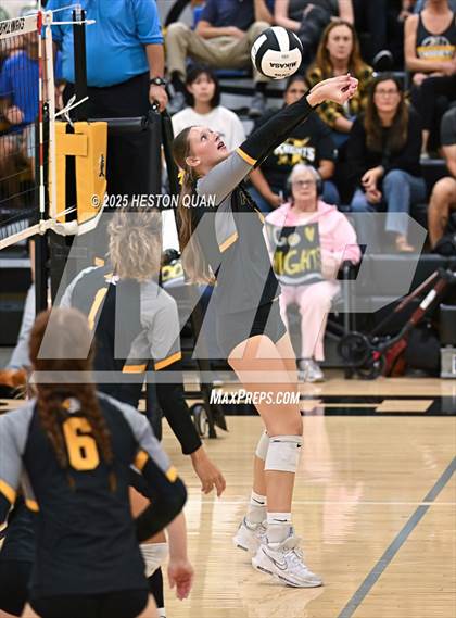 Thumbnail 2 in Flintridge Prep vs. Foothill (CIF-SS D3 Semi-Final) photogallery.