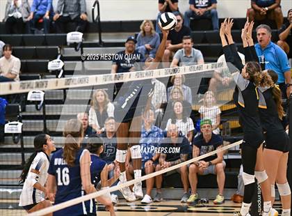 Thumbnail 1 in Flintridge Prep vs. Foothill (CIF-SS D3 Semi-Final) photogallery.