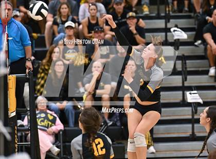 Thumbnail 3 in Flintridge Prep vs. Foothill (CIF-SS D3 Semi-Final) photogallery.