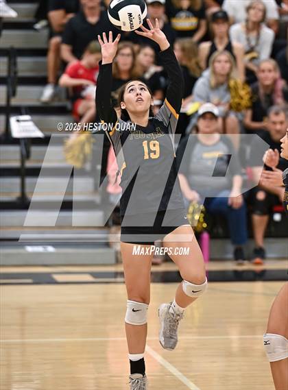 Thumbnail 3 in Flintridge Prep vs. Foothill (CIF-SS D3 Semi-Final) photogallery.