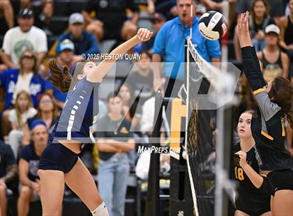 Thumbnail 3 in Flintridge Prep vs. Foothill (CIF-SS D3 Semi-Final) photogallery.