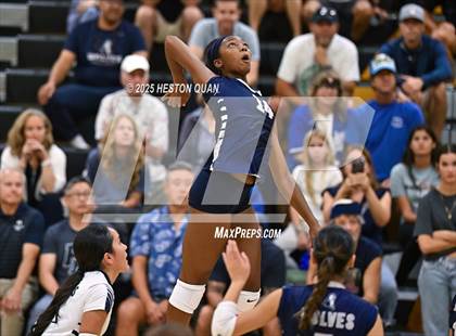Thumbnail 3 in Flintridge Prep vs. Foothill (CIF-SS D3 Semi-Final) photogallery.