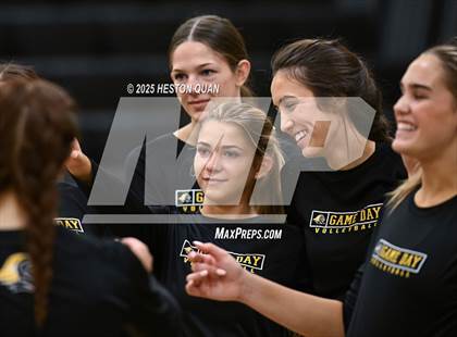 Thumbnail 3 in Flintridge Prep vs. Foothill (CIF-SS D3 Semi-Final) photogallery.