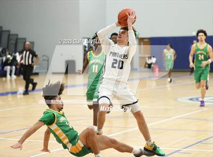 Thumbnail 2 in Summerville vs Pinewood Prep (Lowcountry Showcase) photogallery.