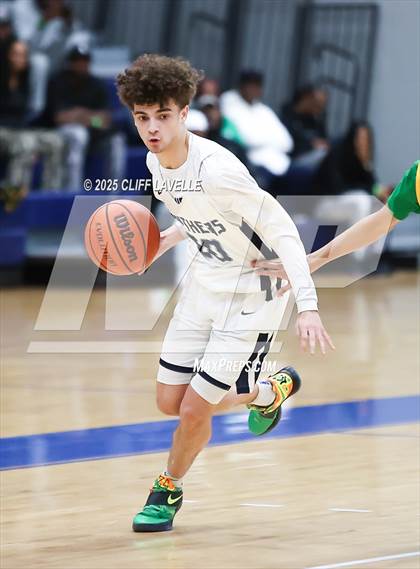 Thumbnail 1 in Summerville vs Pinewood Prep (Lowcountry Showcase) photogallery.
