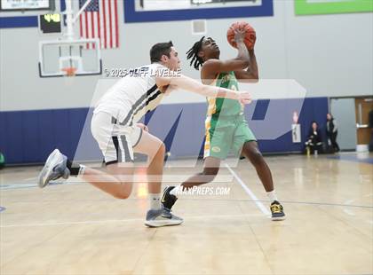 Thumbnail 2 in Summerville vs Pinewood Prep (Lowcountry Showcase) photogallery.