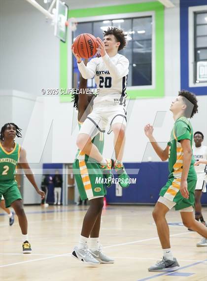 Thumbnail 3 in Summerville vs Pinewood Prep (Lowcountry Showcase) photogallery.