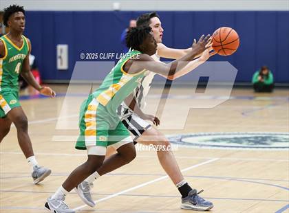 Thumbnail 2 in Summerville vs Pinewood Prep (Lowcountry Showcase) photogallery.