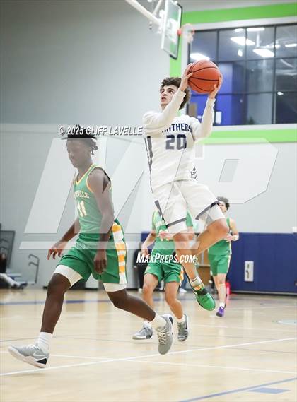 Thumbnail 1 in Summerville vs Pinewood Prep (Lowcountry Showcase) photogallery.