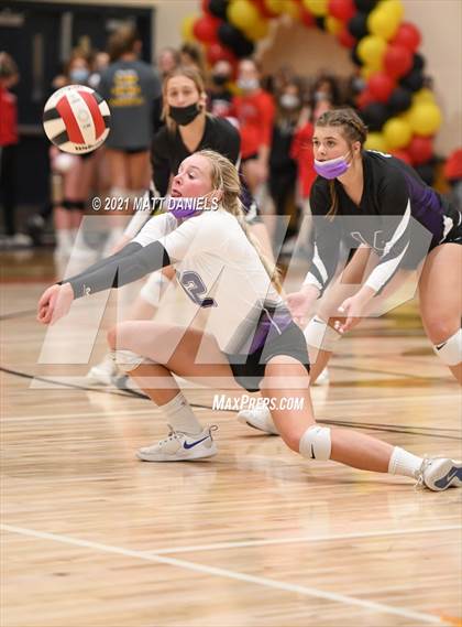 Thumbnail 1 in Regis Jesuit @ Douglas County photogallery.