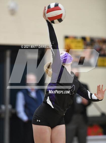 Thumbnail 2 in Regis Jesuit @ Douglas County photogallery.