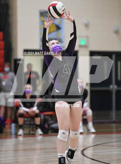 Thumbnail 1 in Regis Jesuit @ Douglas County photogallery.