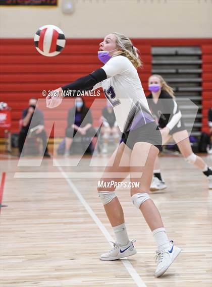 Thumbnail 2 in Regis Jesuit @ Douglas County photogallery.