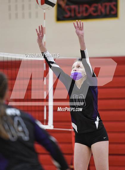 Thumbnail 2 in Regis Jesuit @ Douglas County photogallery.