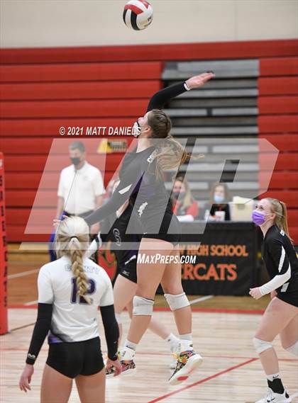 Thumbnail 2 in Regis Jesuit @ Douglas County photogallery.